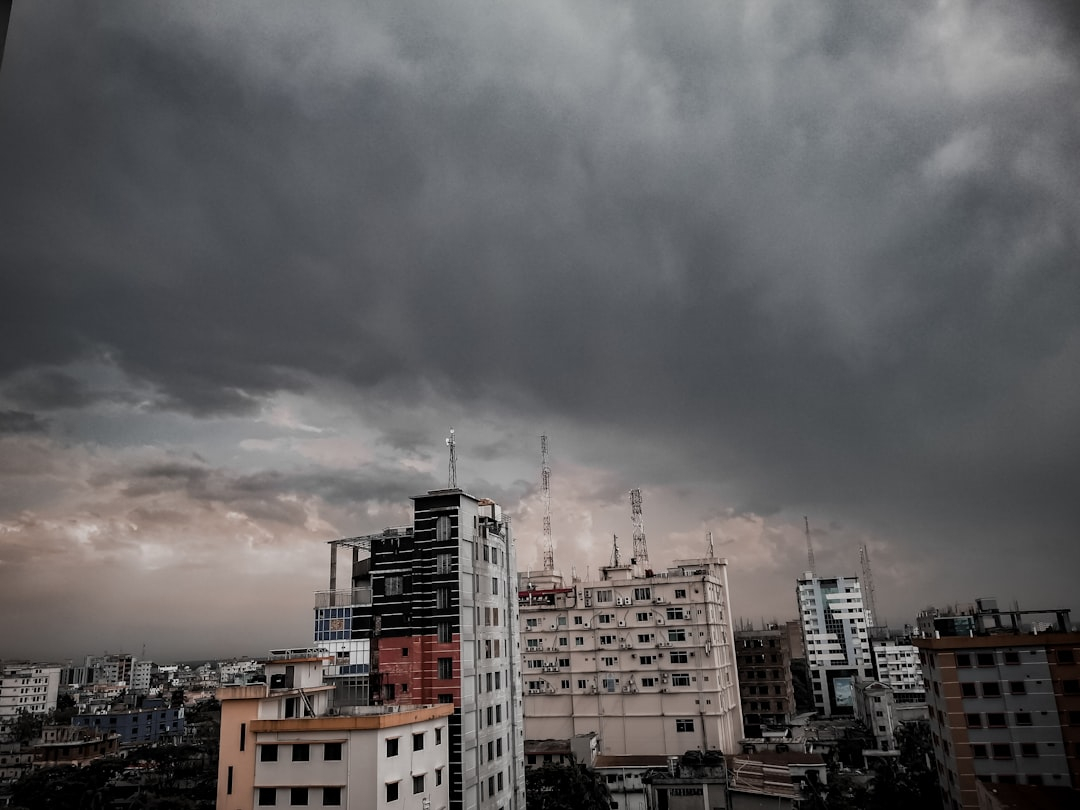 Seasonal Car Care: Preparing Vehicles for Weather Extremes